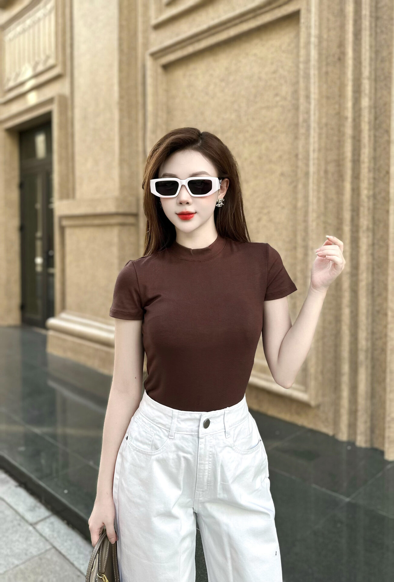Quần Jeans Nữ Dáng Lửng Trên Gối - Ảnh 2