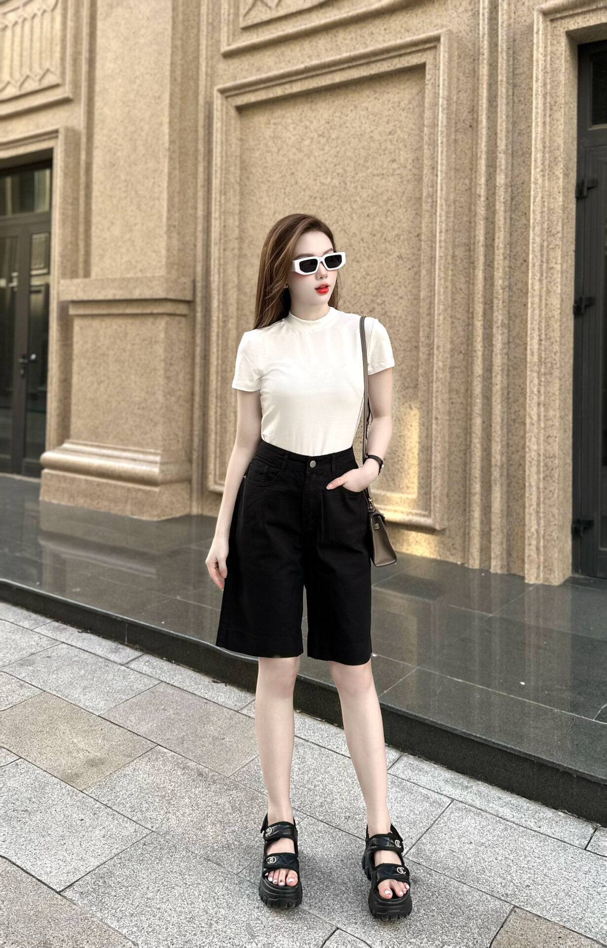 Quần Jeans Nữ Dáng Lửng Trên Gối - Ảnh 5