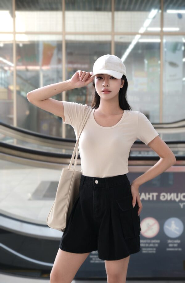 Quần Short Jeans Nữ Xếp Ly Túi Hộp - Ảnh 2