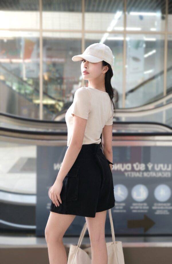 Quần Short Jeans Nữ Xếp Ly Túi Hộp - Ảnh 3